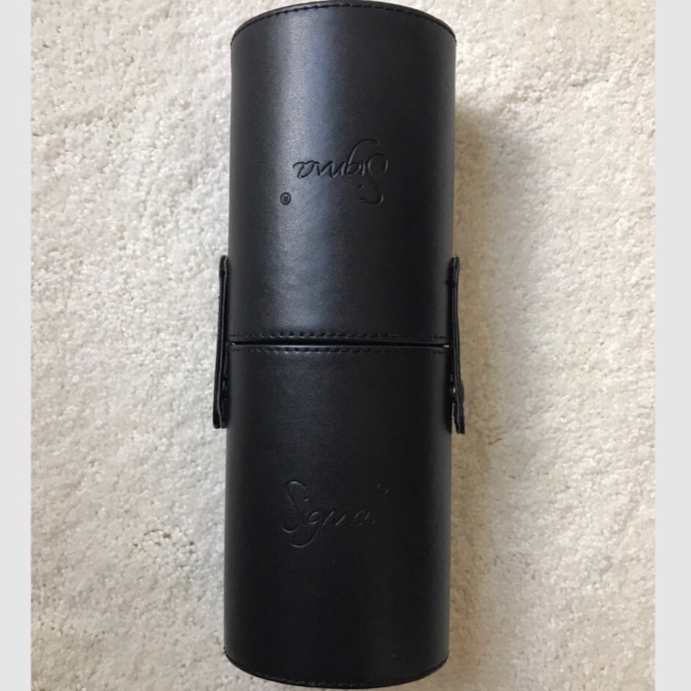 Sigma Brush Holder